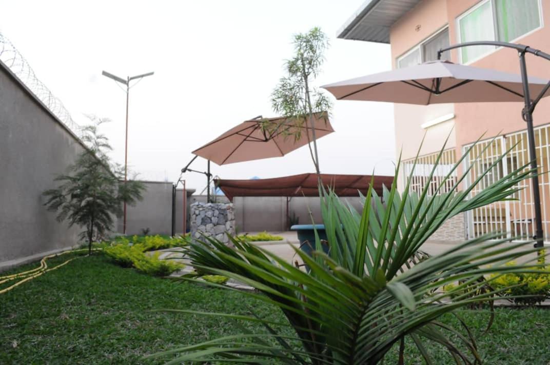 Colibri Inn Hotel Kolwezi Exterior photo